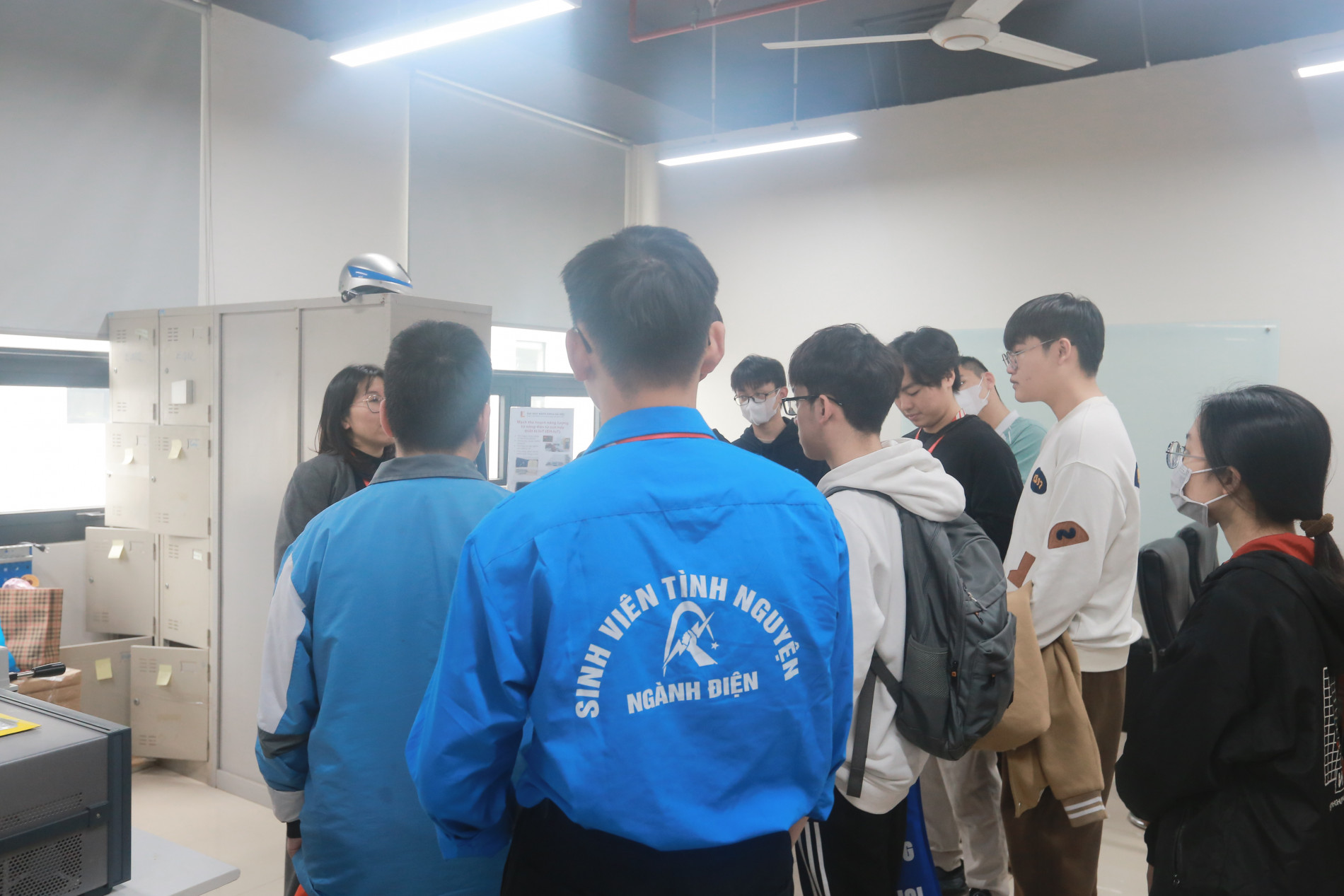Ảnh 19 Lab cảm biến thông minh (2)