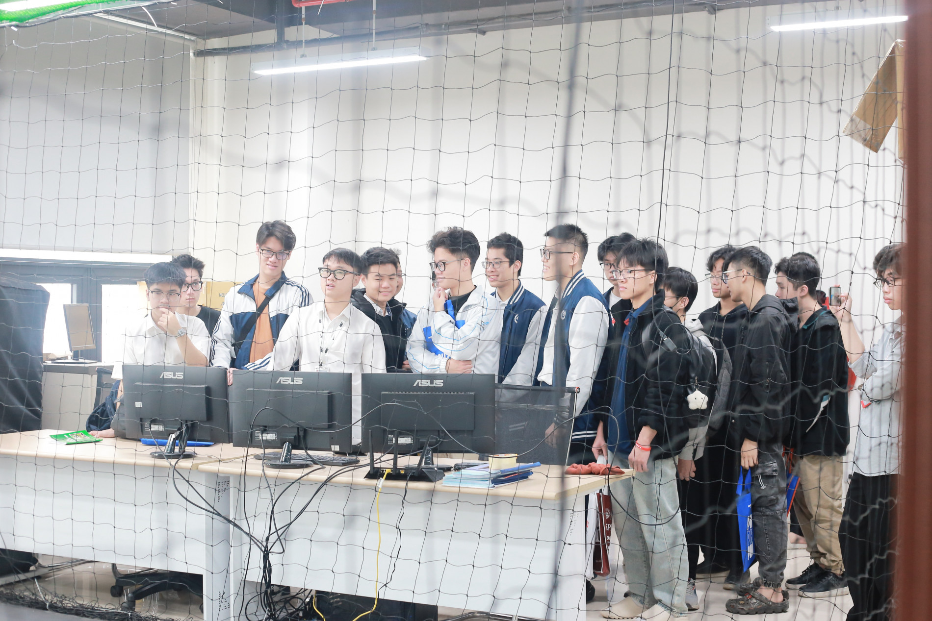 ảnh 20 Lab điều khiển hệ đa tác tử