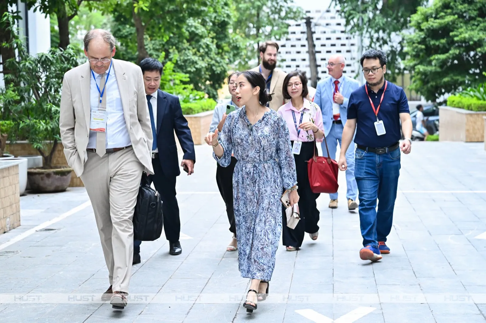 Tổ kiểm định đón đoàn chuyên gia AQAS tại Đại học Bách khoa Hà Nội