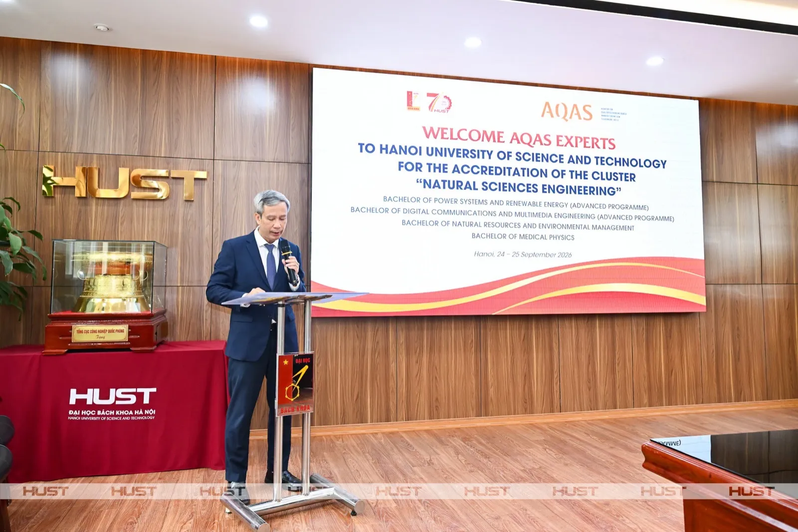 GS. Lê Anh Tuấn, Giám đốc Đại học Bách khoa Hà Nội, phát biểu khai mạc đợt đánh giá ngoài AQAS