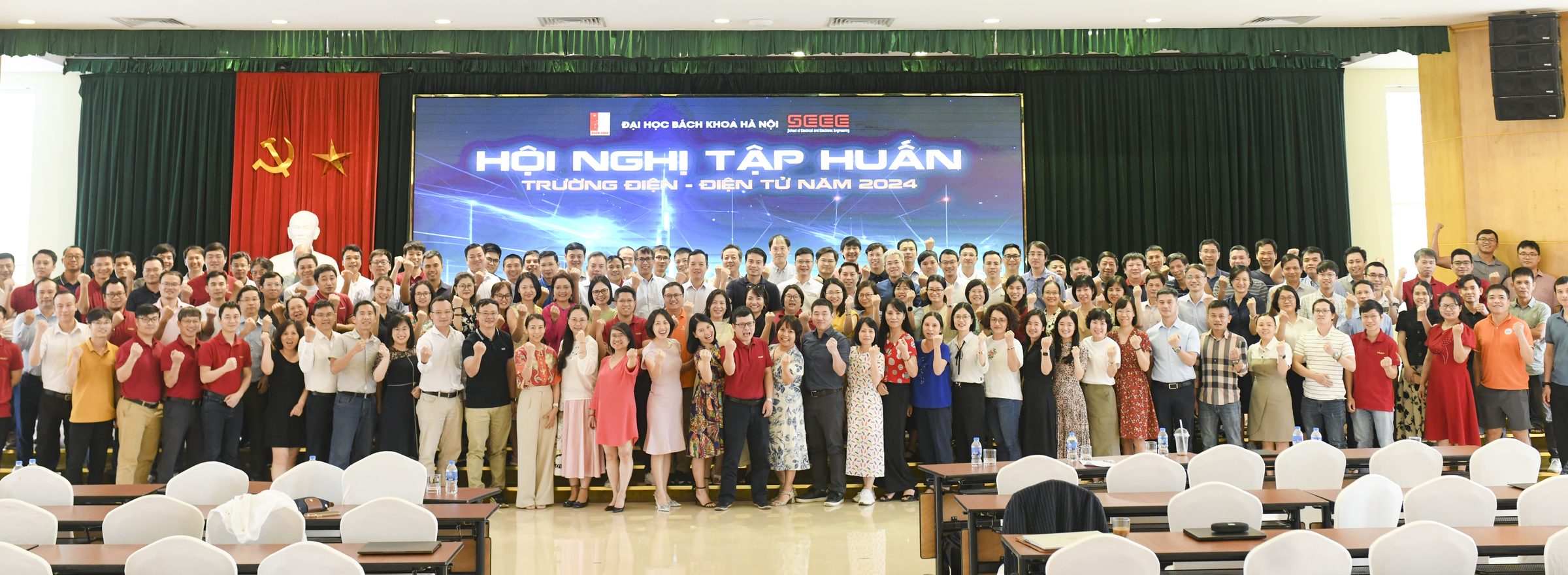 Hình ảnh hoạt động của Trường Điện - Điện tử