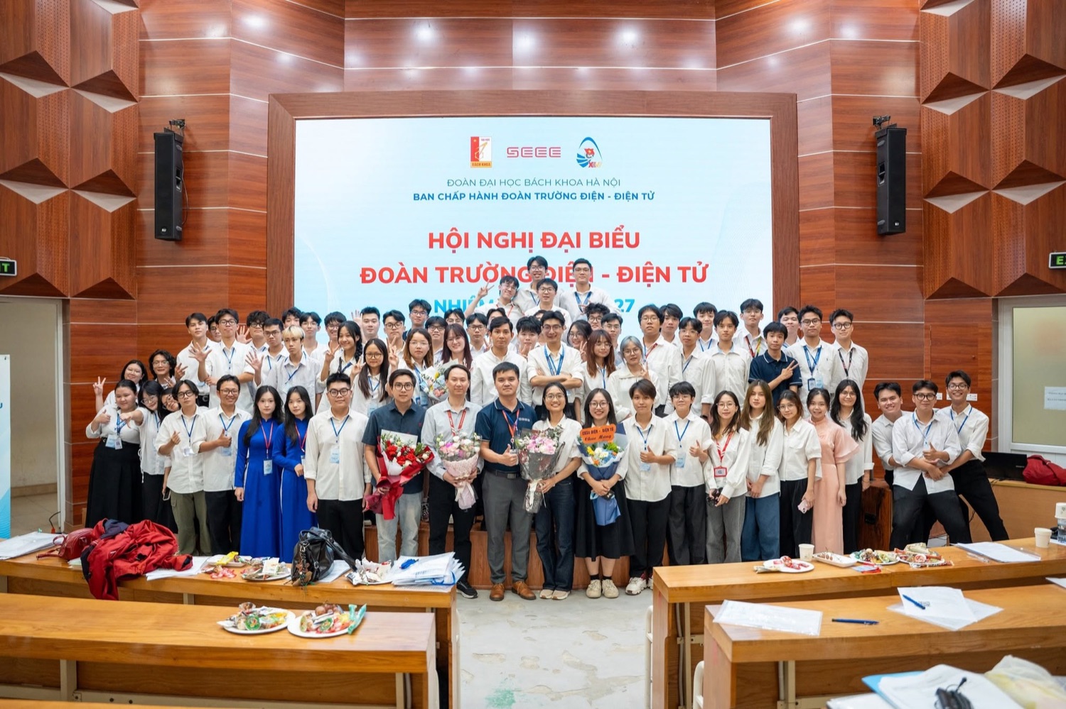 Ban chấp hành Đoàn Thanh niên Trường Điện - Điện tử