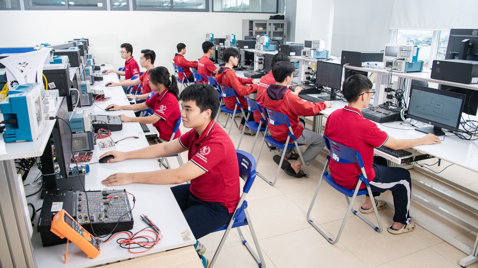 Truyền thông số và Kỹ thuật đa phương tiện (CT tiên tiến)