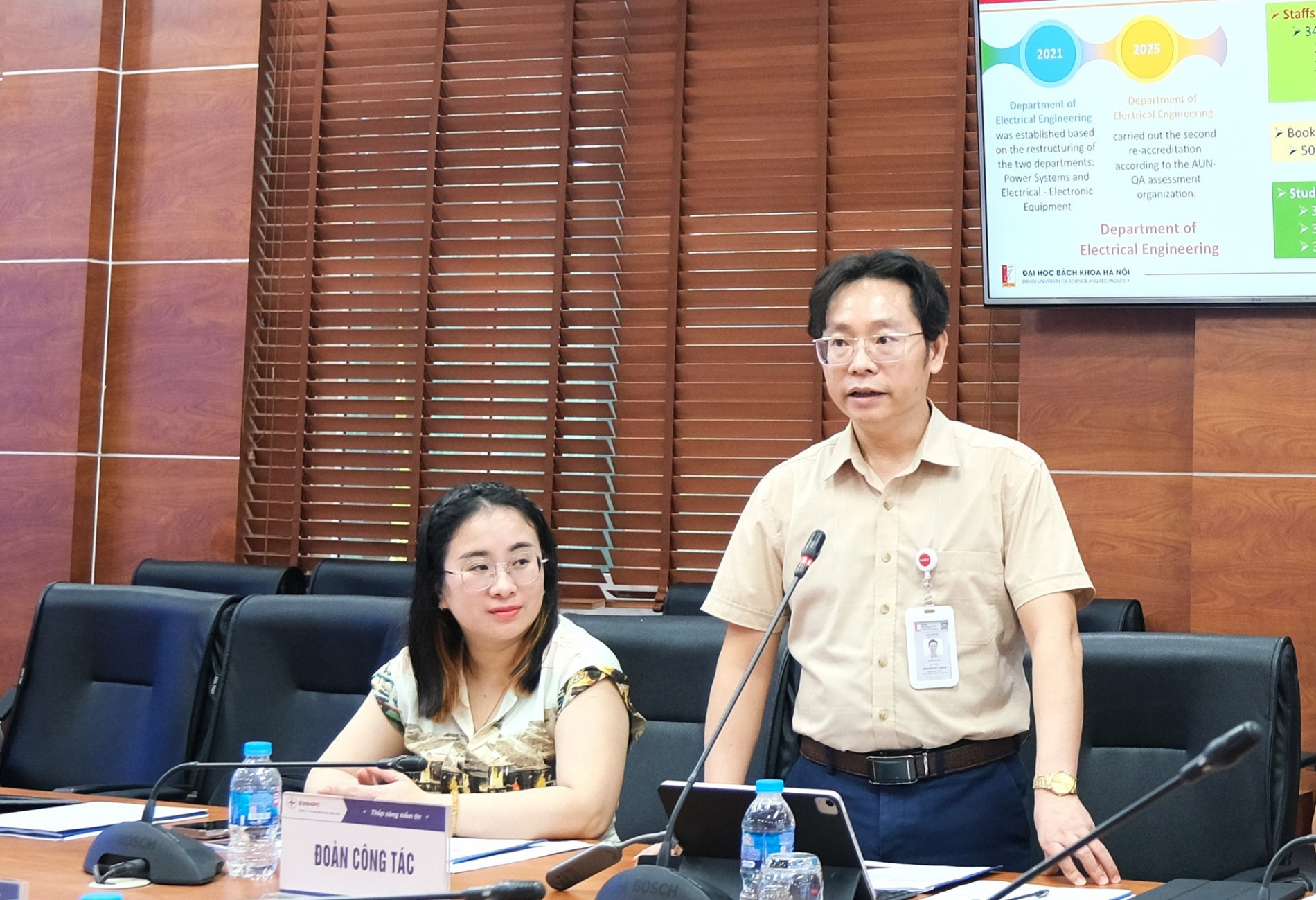 Khoa Điện hop tac 2